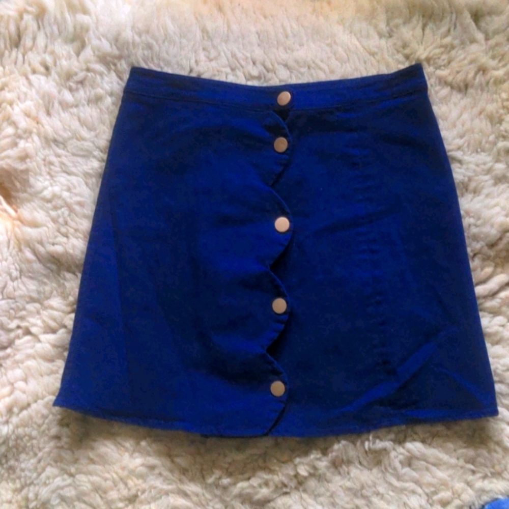 Blue buttoned mini skirt